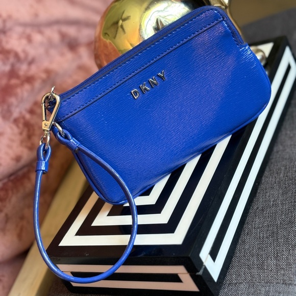 Dkny Handbags - DKNY Wristlet Blue NWOT